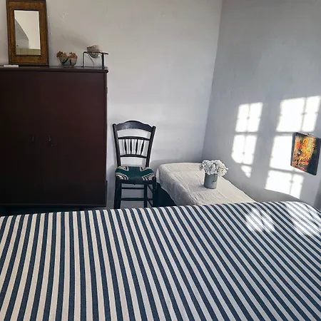 Case de vacanță Mylopotamos House